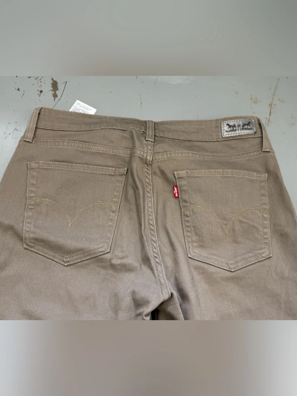 Levi's Women’s Mid rise Skinny Trousers in Khaki Brown Denim Jeans size 12 - Picture 4 of 6